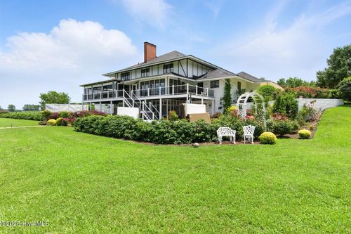 410 E Barefoot Rd, Newton Grove, NC, 28366-7833 | Card Image