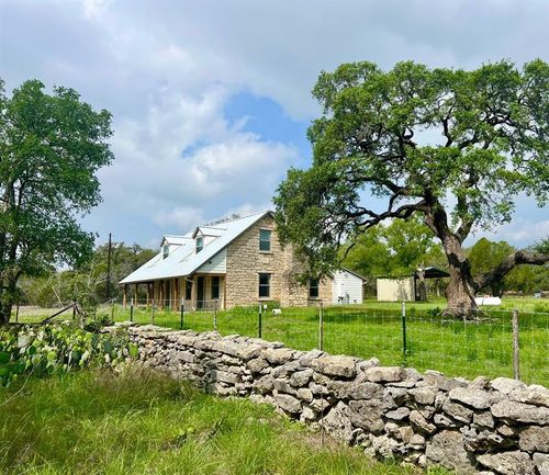 1-1366 Narrows Rd, Blanco, TX, 78606 | Card Image