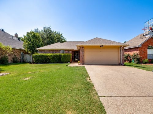 1413 Mockingbird Lane, DeSoto, TX, 75115 | Card Image