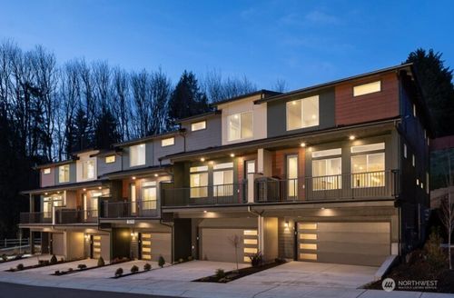 unit-e-13210 Ne 127th Way, Kirkland, WA, 98034-7735 | Card Image