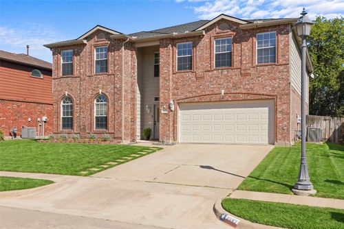 2337 Magnolia Dr, Little Elm, TX, 75068-5680 | Card Image