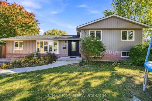532 Churchill Ave, Milton, ON, L9T3A2 | Card Image