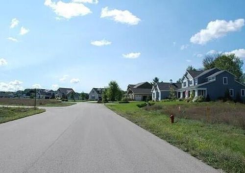 681 Madeira Dr, Traverse City, MI, 49696-9375 | Card Image