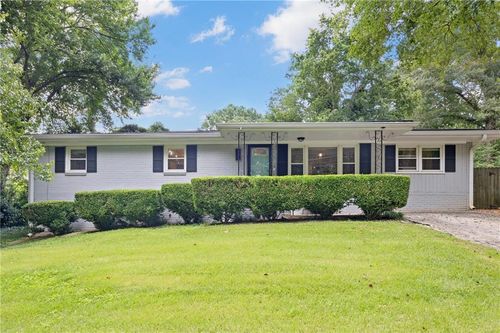70 Driskell Ave Sw, Mableton, GA, 30126-1825 | Card Image