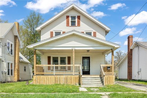 1631 W 8th St, Ashtabula, OH, 44004-2847 | Card Image