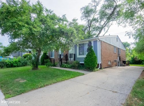 21421 Westview Ave, Ferndale, MI, 48220-2294 | Card Image