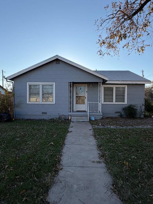 323 Howard St, San Angelo, TX, 76901-3125 | Card Image