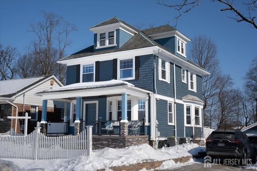 554 Barron Ave, Woodbridge, NJ, 07095-3001 | Card Image