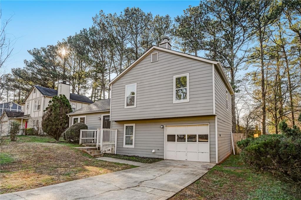 Creekford Ln, Lithonia, GA 30058