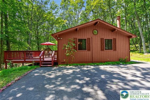 1137 Grand Mesa Dr, SAYLORSBURG, PA, 18353-8413 | Card Image
