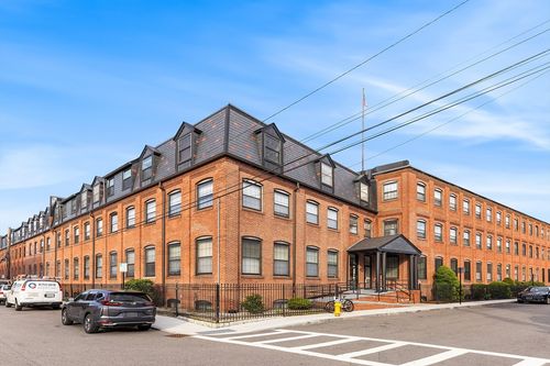 112-10 Weston Ave, Quincy, MA, 02170-1840 | Card Image