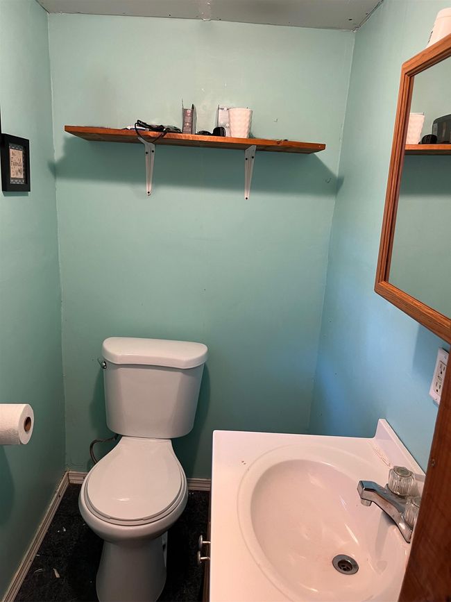 1286 Route 149, House other with 3 bedrooms, 2 bathrooms and null parking in Pawlet VT | Image 9