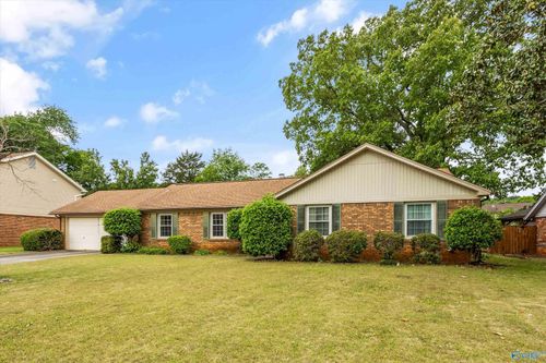 8936 Cannstatt Dr Se, Huntsville, AL, 35802-3714 | Card Image