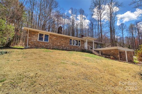 358 Timberlane Rd, Waynesville, NC, 28786-7930 | Card Image