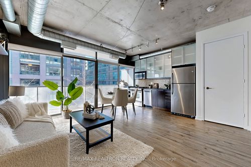 408-533 Richmond St W, Toronto, ON, M5V3Y1 | Card Image