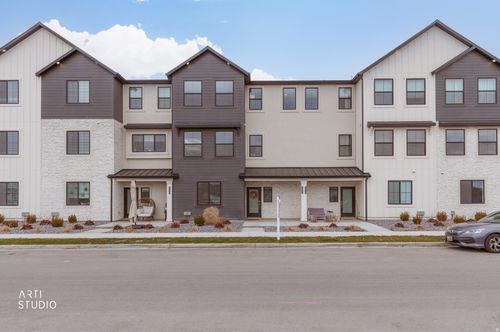 882 W 560 S, American Fork, UT, 84003-4736 | Card Image