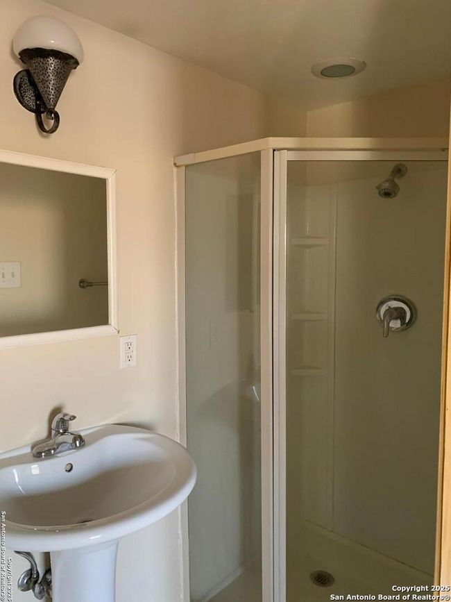 4 - 513 E Ashby Pl, Condo with 0 bedrooms, 1 bathrooms and null parking in San Antonio TX | Image 15