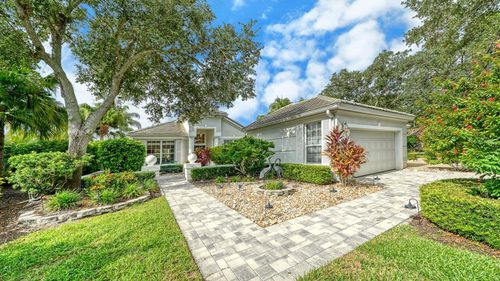 7126 Kensington Ct, UNIVERSITY PARK, FL, 34201-2343 | Card Image