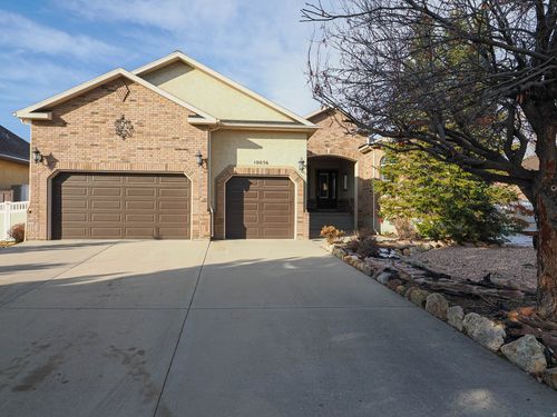 10036 S Birdie Way, South Jordan, UT, 84009-9713 | Card Image