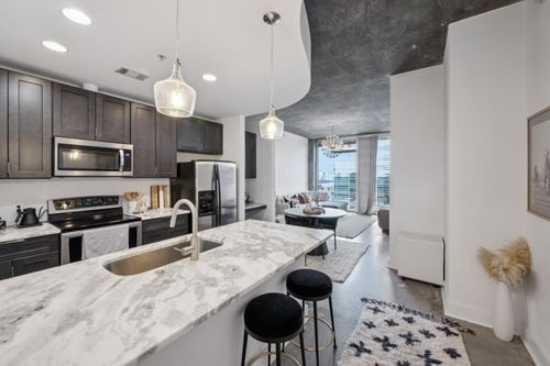 unit-1205-400 W Peachtree St Nw, Atlanta, GA, 30308-3547 | Card Image