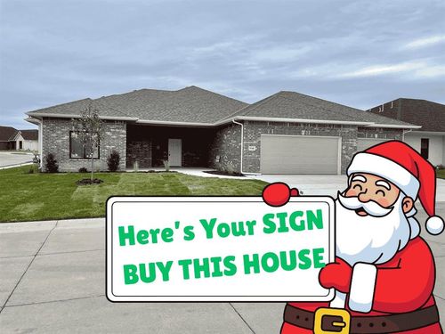 5146 N Lycee St, Bel Aire, KS, 67226-8736 | Card Image