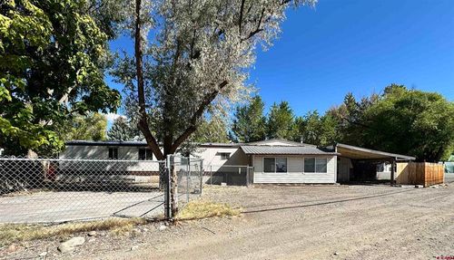 579 E Bridge St, Hotchkiss, CO, 81419-9502 | Card Image