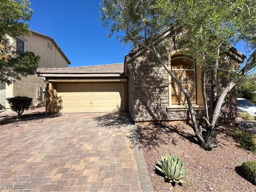 6522 Macdoogle St, Las Vegas, NV, 89166-8032 | Card Image