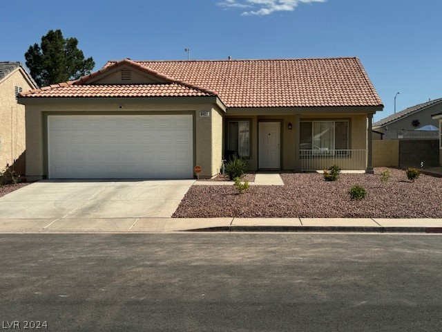 Chedworth Rd, North Las Vegas, NV 89031