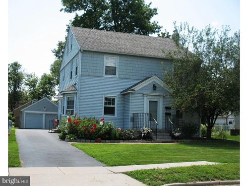 359 Morrison Ave, Hightstown, NJ, 08520-4312 | Card Image