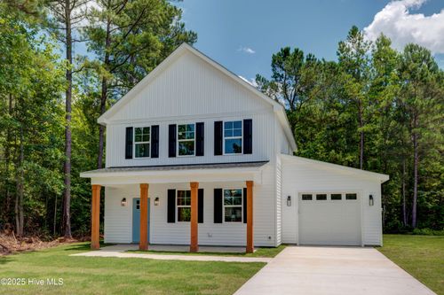 1536 Dorsey Ln, Navassa, NC, 28451-7665 | Card Image