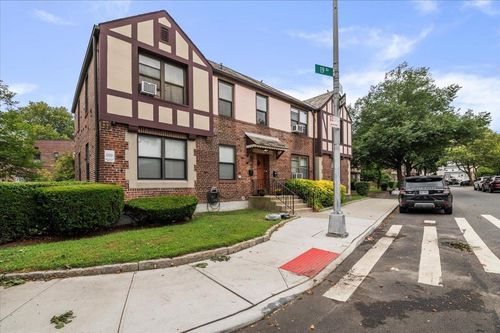 2-7916 19th Rd, East Elmhurst, NY, 11370-1348 | Card Image