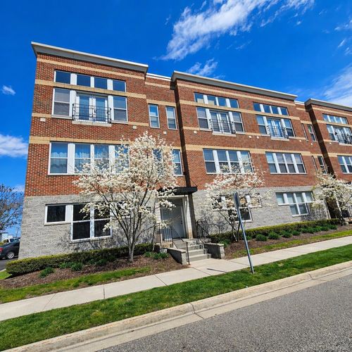 90 Clinton St, Mount Clemens, MI, 48043-5612 | Card Image