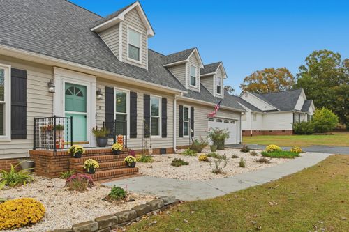 6 Carolina Oaks Dr, Chesnee, SC, 29323-8796 | Card Image