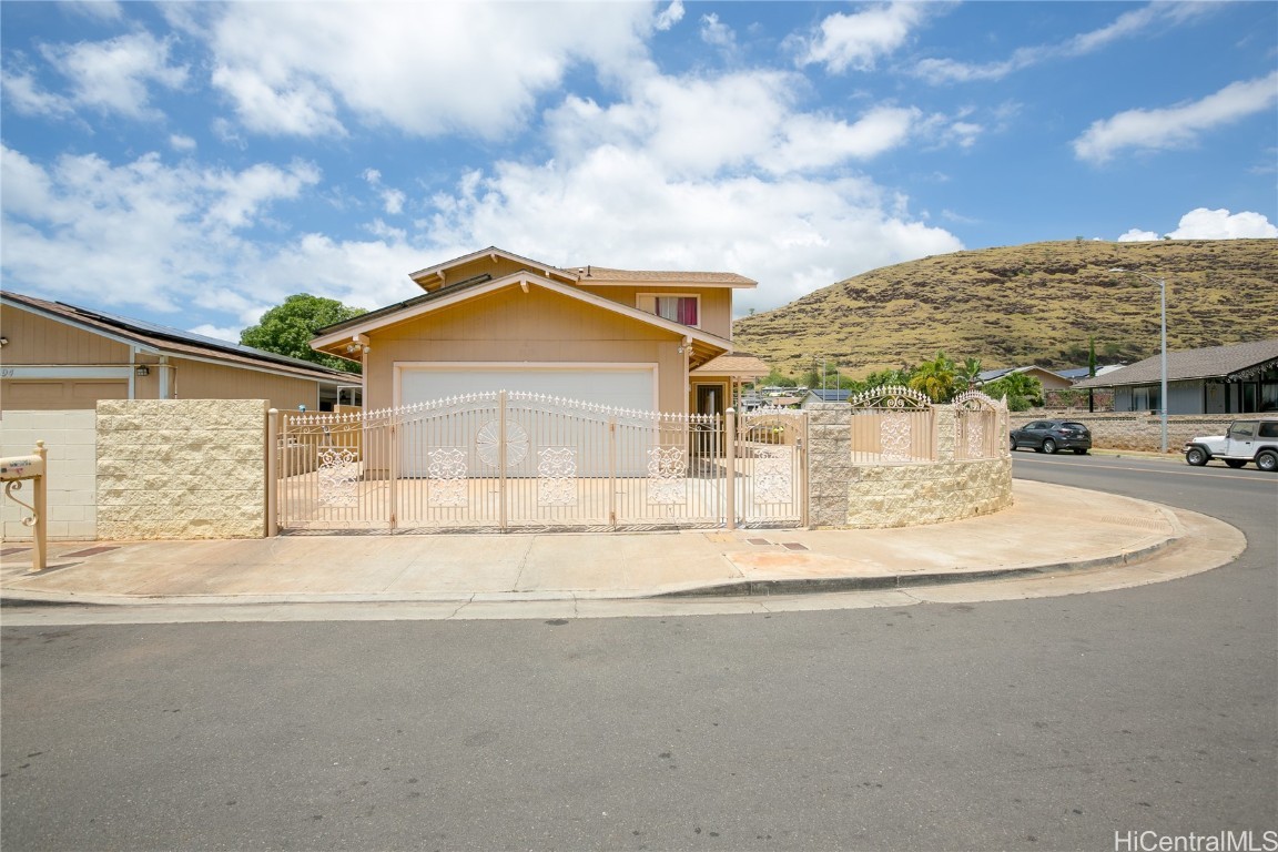 Moekolu St, Waianae, HI 96792 #1
