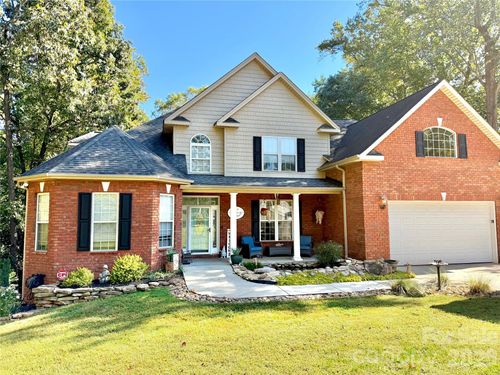 129 Big Oak Ln, Statesville, NC, 28625-2702 | Card Image