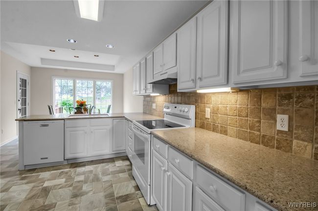 8476 Chadway Ct, House other with 2 bedrooms, 2 bathrooms and null parking in Buffalo NY | Image 23