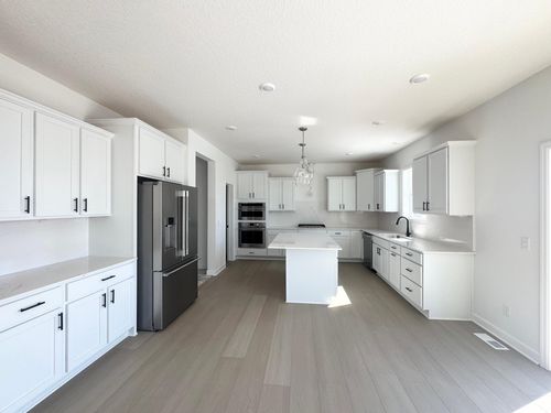 549 Waterford Pl, Waconia, MN, 55387-4419 | Card Image