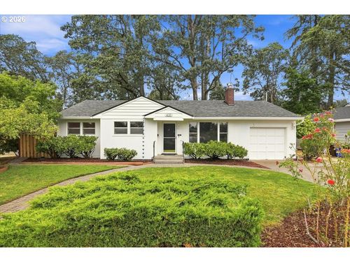 410 E Fairfield St, Gladstone, OR, 97027-2112 | Card Image