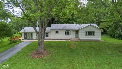 4550 Flake Rd, Martinsville, IN, 46151-6663 | Card Image