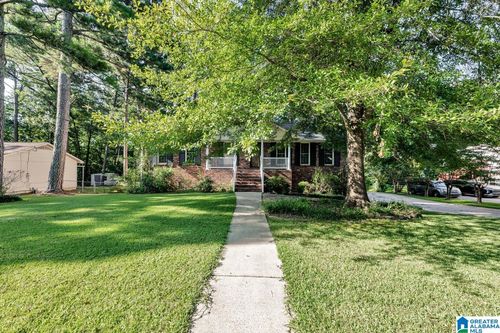 105 Dawn Cir, TRUSSVILLE, AL, 35173-1928 | Card Image