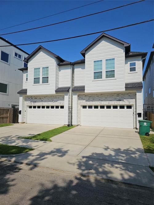 4425 Elmwood St, Houston, TX, 77051-2633 | Card Image