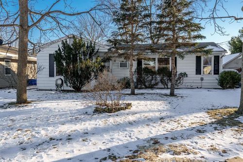 709 Clayton St, Cherry Valley, IL, 61016-9661 | Card Image