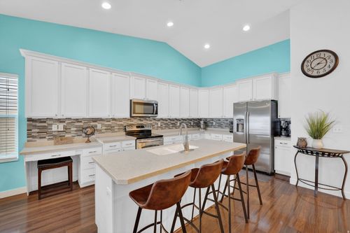 940 N Skipton Dr, North Salt Lake, UT, 84054-5030 | Card Image