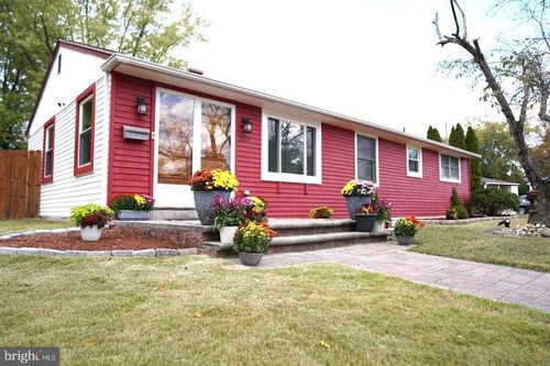 809 Jaguar Rd, LINDENWOLD, NJ, 08021-2921 | Card Image