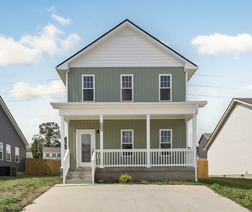 1425 Isaiah Dr, Clarksville, TN, 37042-1352 | Card Image