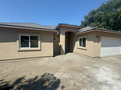 17901 Hambletonian Dr, Tehachapi, CA, 93561-5340 | Card Image