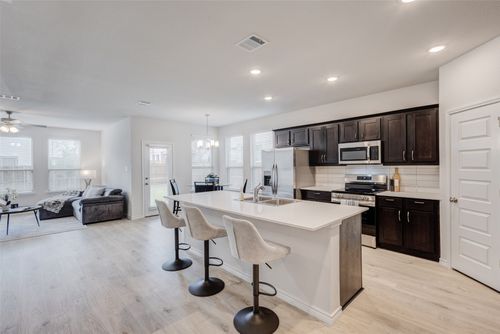 404 Wrangler Ln, Denton, TX, 76205-2620 | Card Image