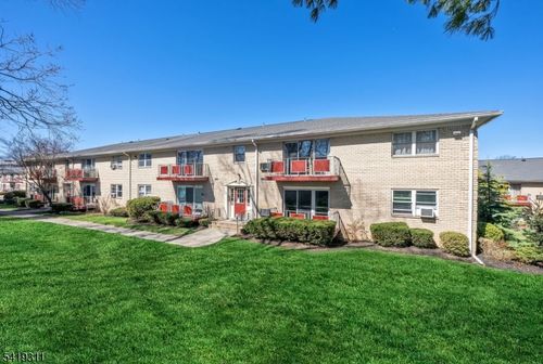 120-366 Hoover Ave, Bloomfield, NJ, 07003-3972 | Card Image