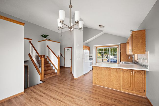 3-web-or-mls-8818-douglas-dr-n.jpg | Image 35