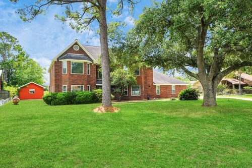 3515 Kansas St, Fresno, TX, 77545-7604 | Card Image